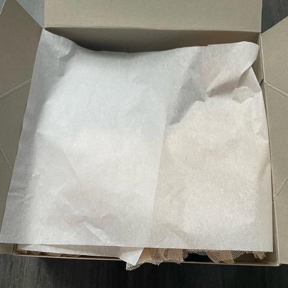 American Girl - Isabelle’s Performance Set - Picture 4 of 4